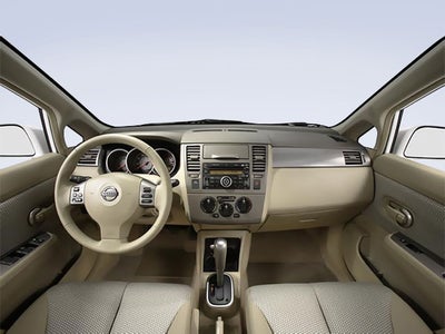 2009 Nissan Versa 1.8 S