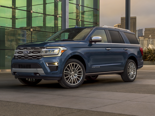 Front profile view of a blue 2024 Ford Expedition | Ford dealer in Suitland, MD | Banister Ford of Marlow Heights