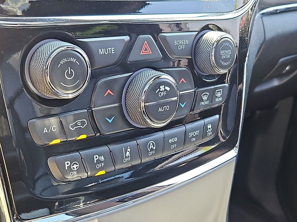 2022 Jeep Grand Cherokee WK Limited