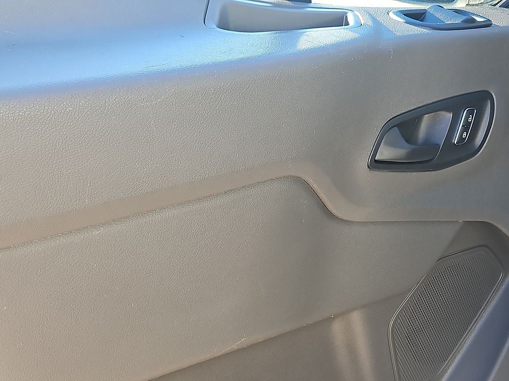 2022 Ford Transit Wagon XLT