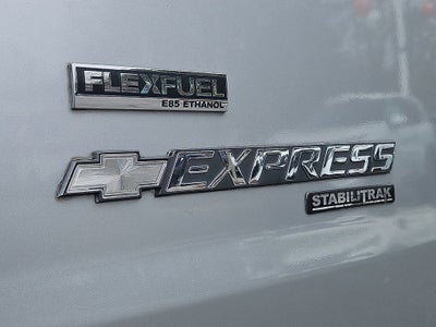 2011 Chevrolet Express 1LT