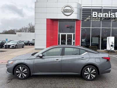 2021 Nissan Altima 2.5 SV