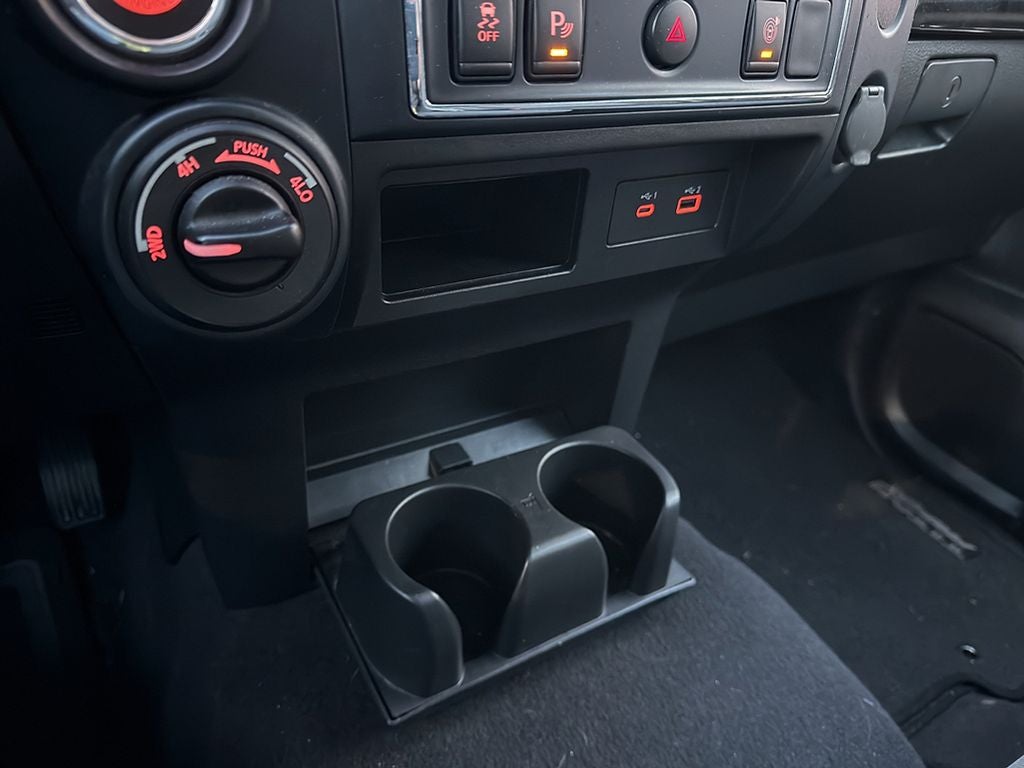 2023 Nissan Titan SV