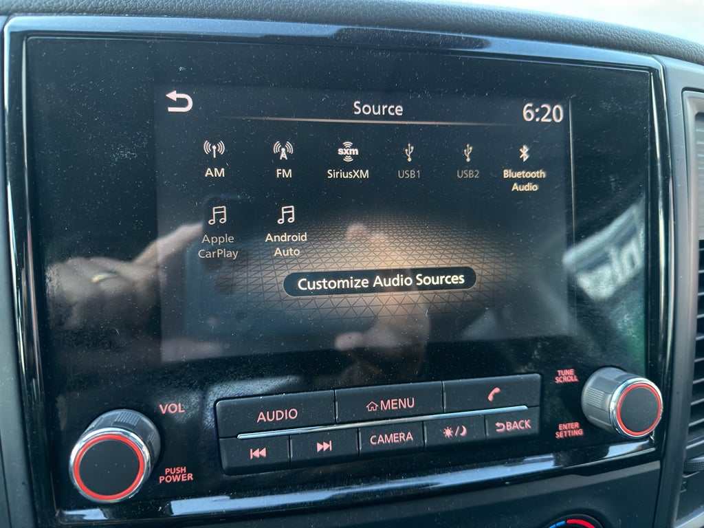 2023 Nissan Titan SV