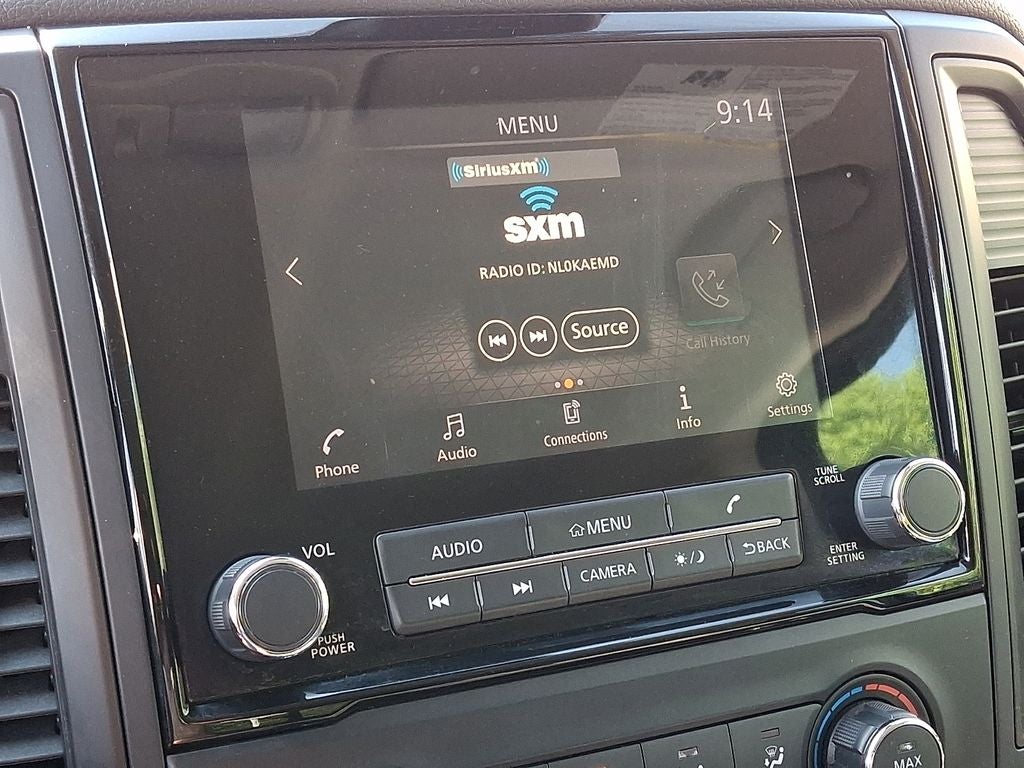 2023 Nissan Titan SV