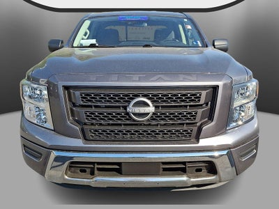 2023 Nissan Titan SV