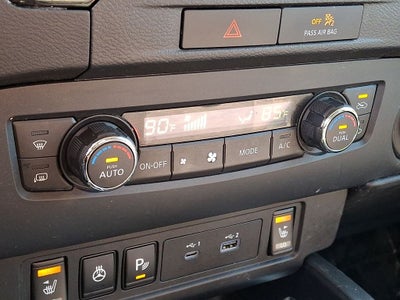 2023 Nissan Frontier SV