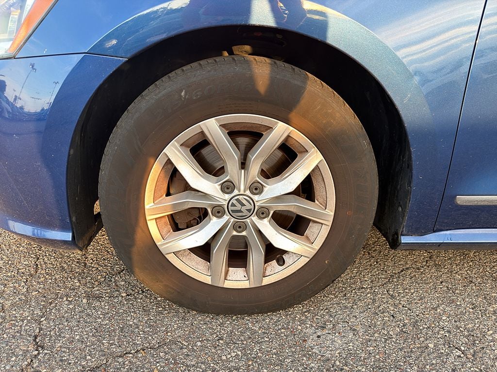 2017 Volkswagen Passat 1.8T S
