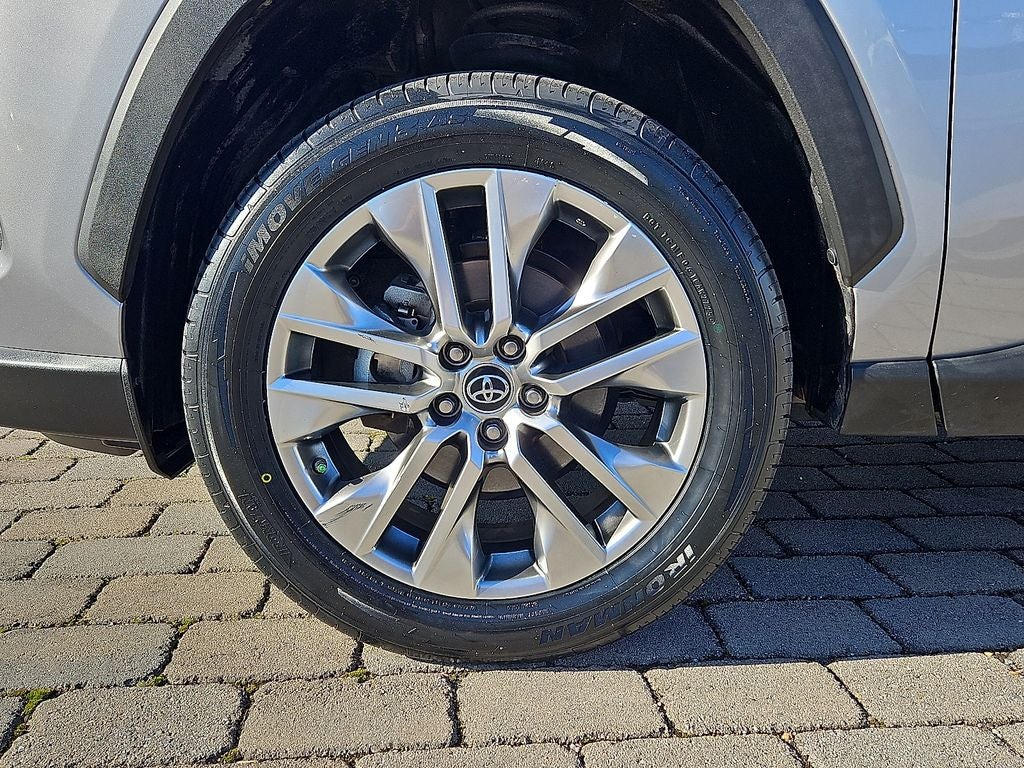 2019 Toyota RAV4 XLE Premium