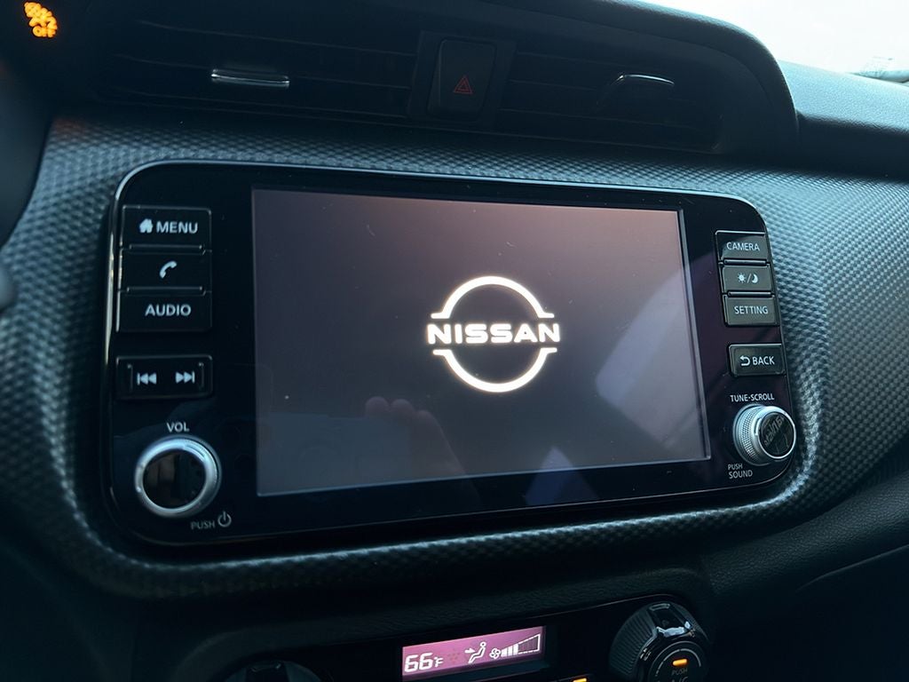 2022 Nissan Kicks SV