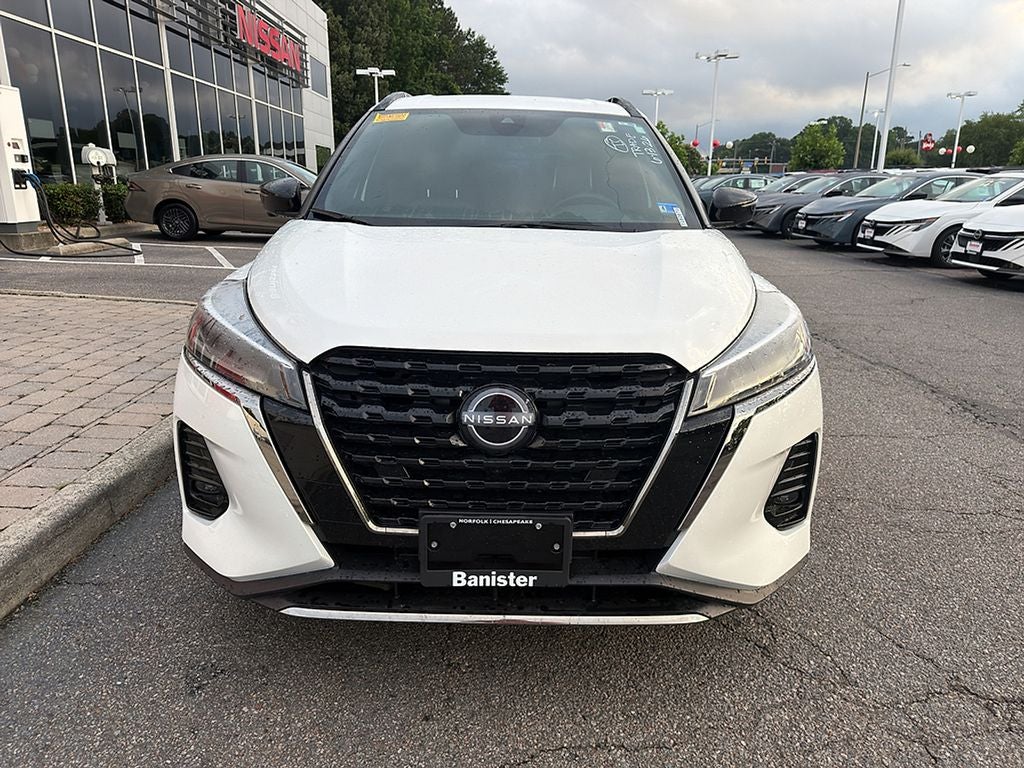 2024 Nissan Kicks SR