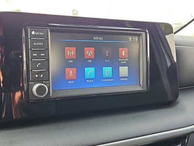 2025 Nissan Kicks S