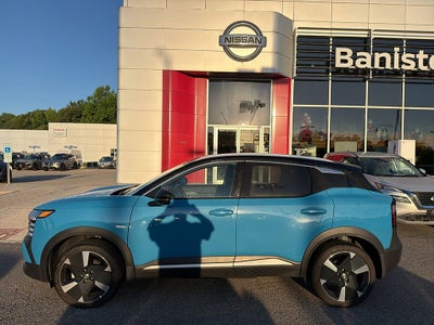 2025 Nissan Kicks SR