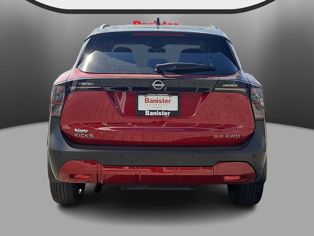 2025 Nissan Kicks SR