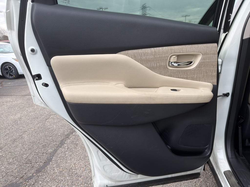 2023 Nissan Murano SL