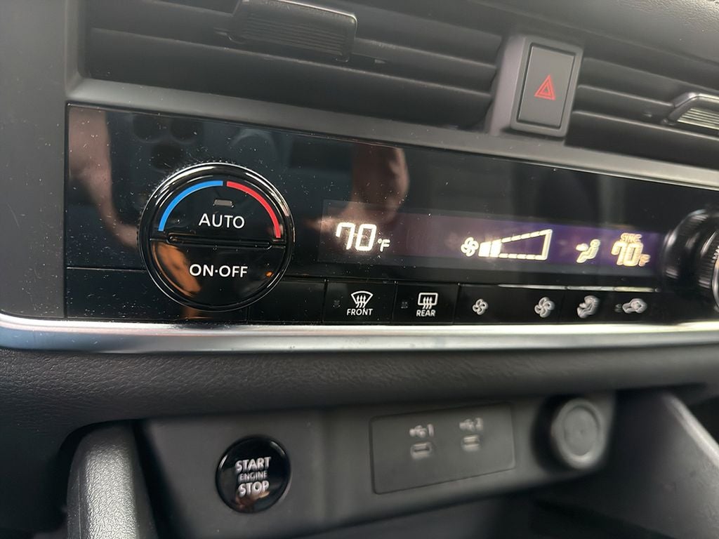 2024 Nissan Rogue SV