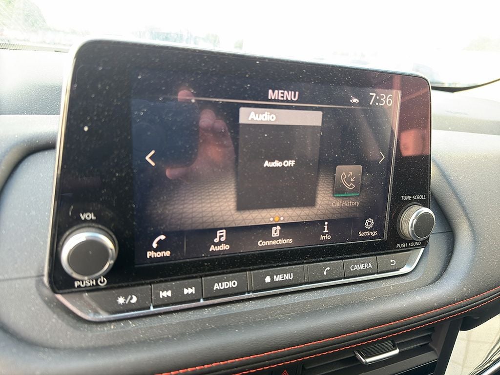 2025 Nissan Rogue Rock Creek