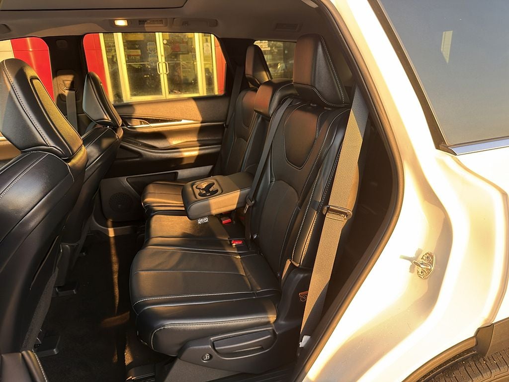 2023 INFINITI QX60 PURE