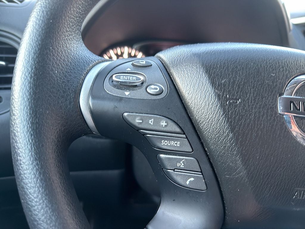 2020 Nissan Pathfinder S