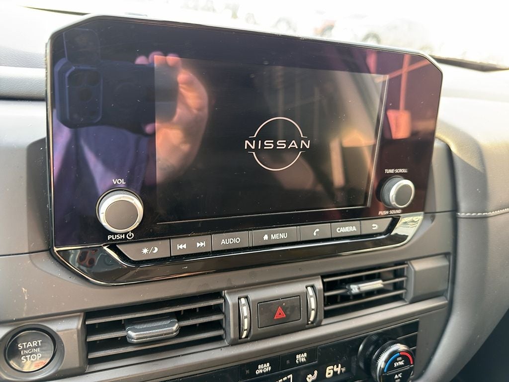 2025 Nissan Pathfinder S