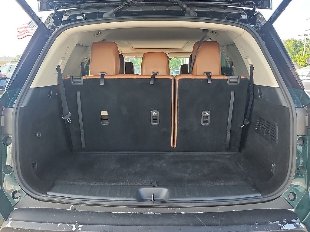 2022 Nissan Pathfinder Platinum