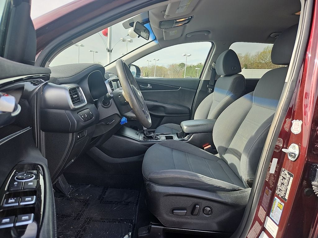 2019 Kia Sorento LX V6