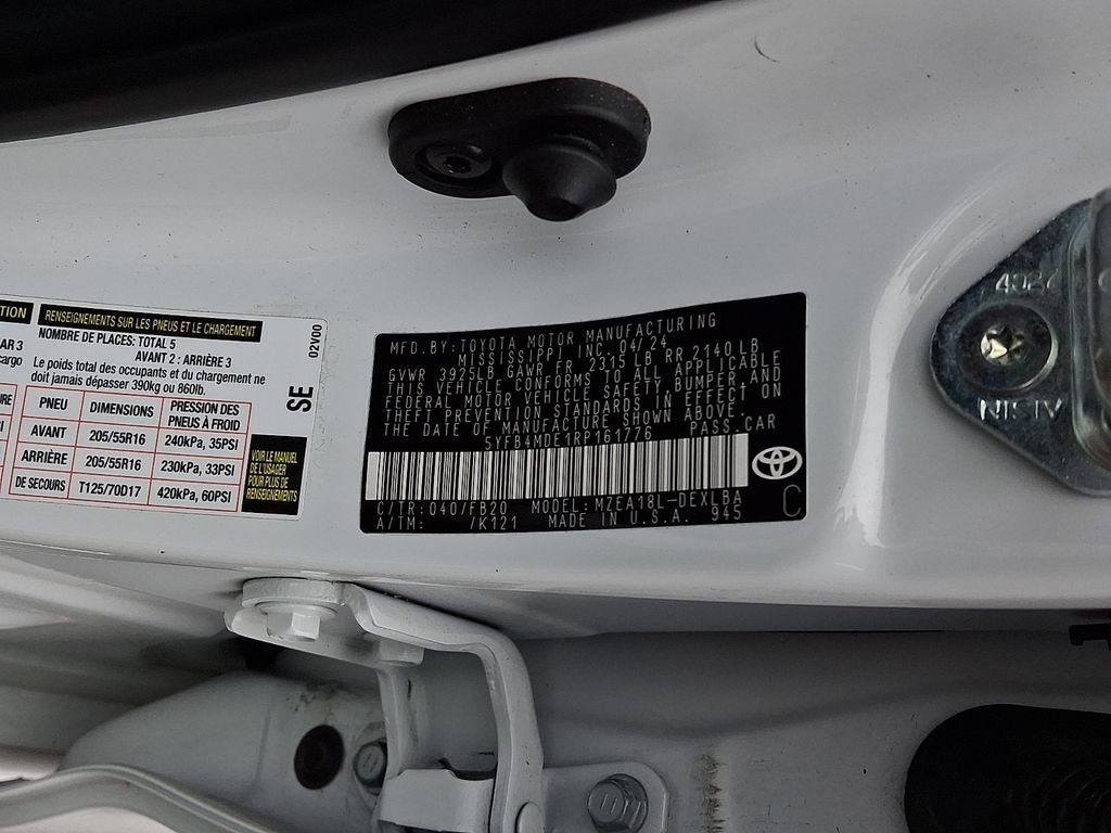 2024 Toyota Corolla LE