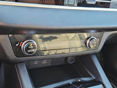 2023 Mitsubishi Outlander SE Black Edition