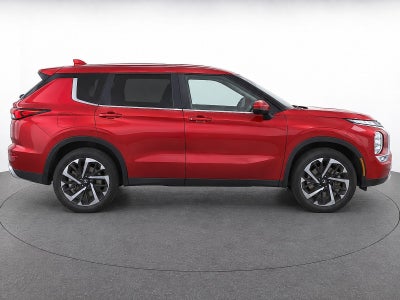 2022 Mitsubishi Outlander SE