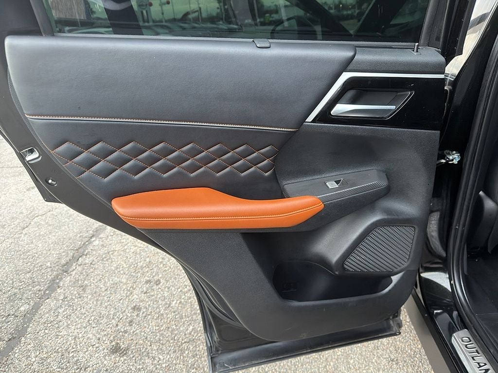 2022 Mitsubishi Outlander SEL