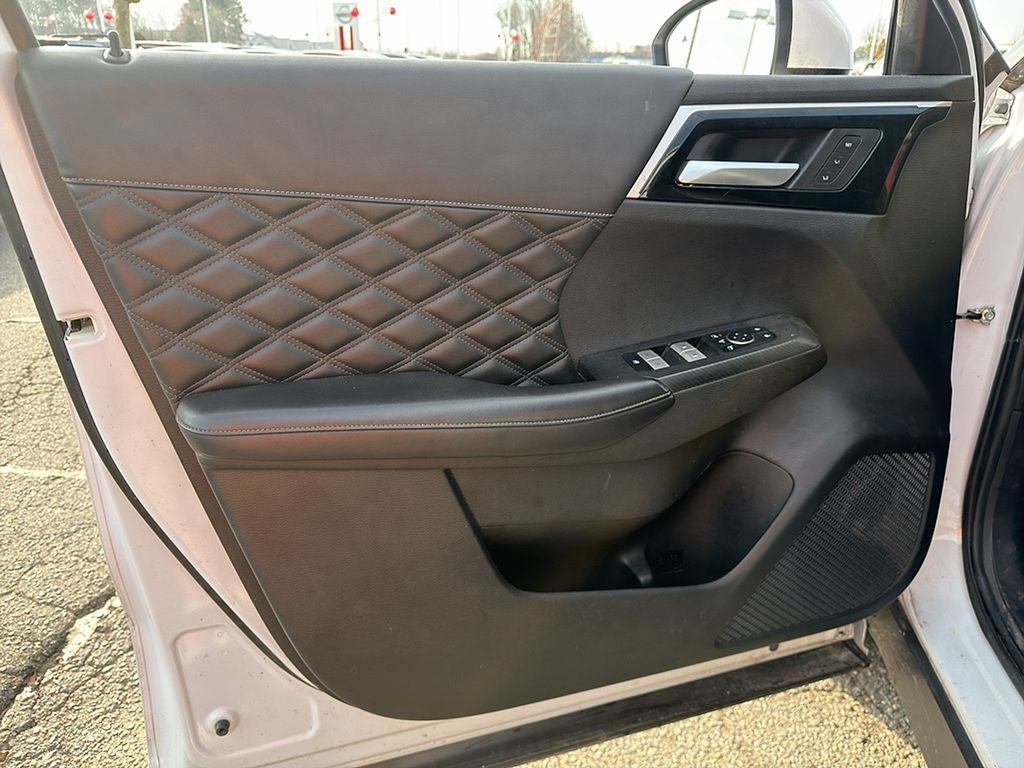 2023 Mitsubishi Outlander SEL