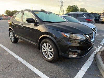 2022 Nissan Rogue Sport SV