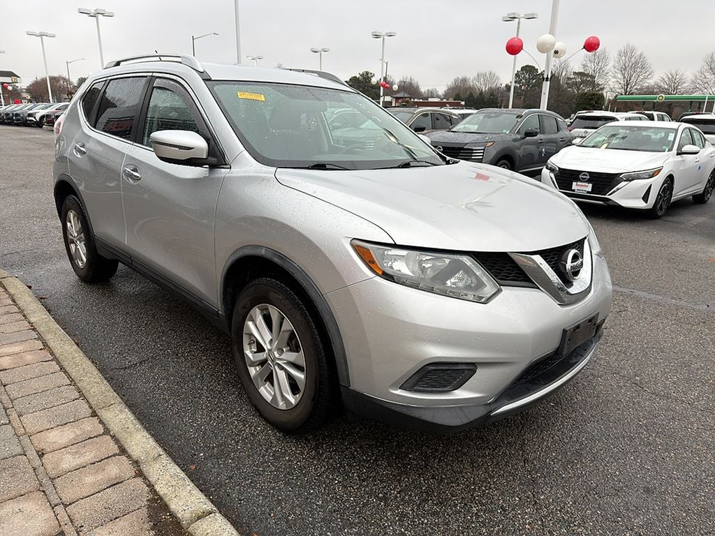 2016 Nissan Rogue SV