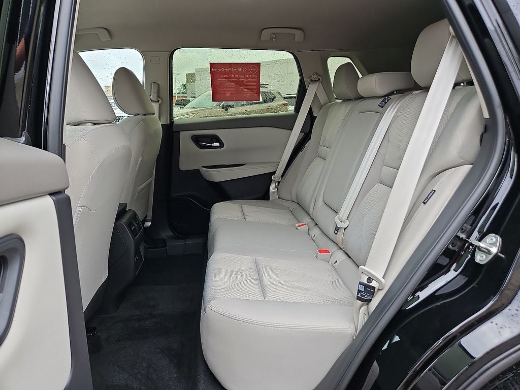 2025 Nissan Rogue SV