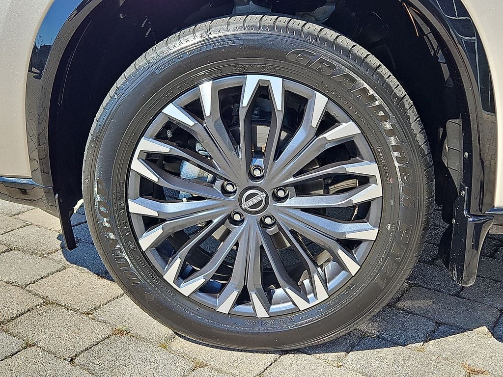 2025 Nissan Rogue Platinum