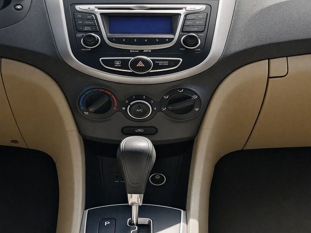 2013 Hyundai Accent GLS