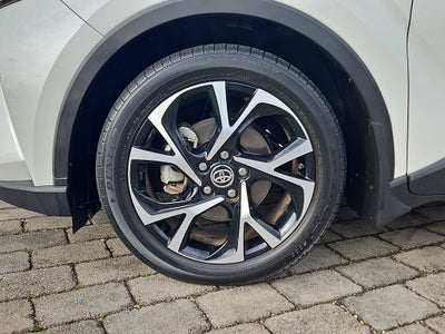 2020 Toyota C-HR XLE