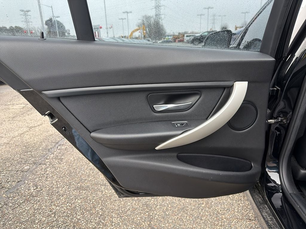 2018 BMW 3 series 320i xDrive