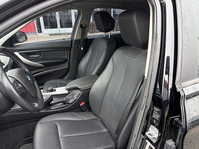 2018 BMW 3 series 320i xDrive