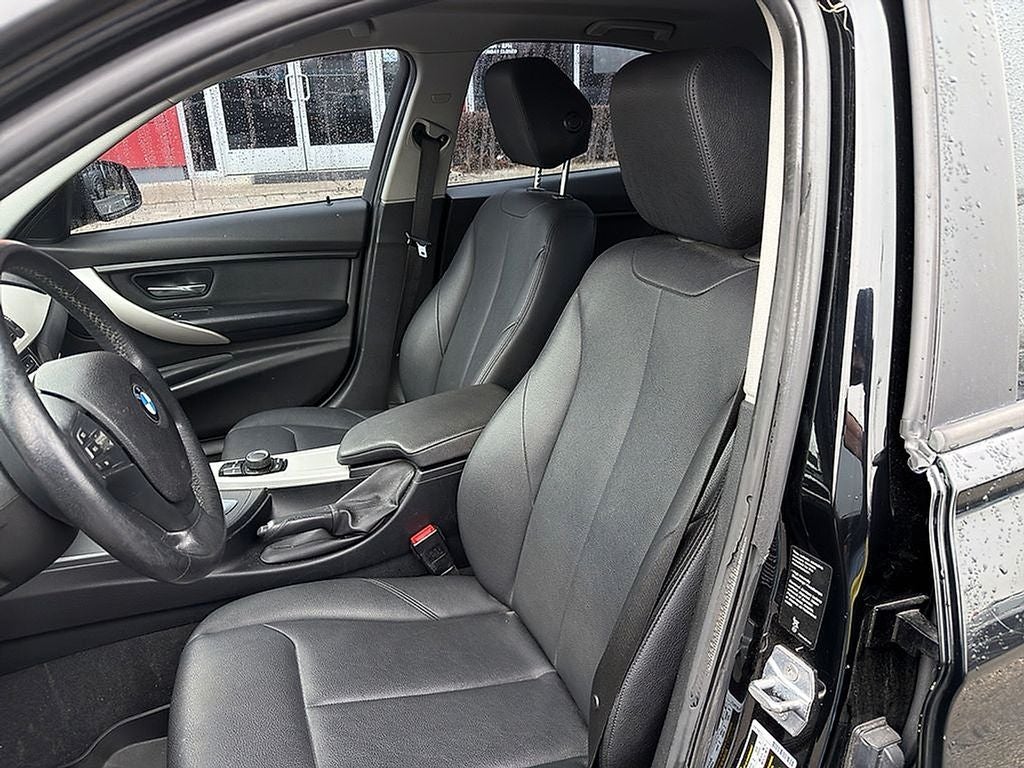 2018 BMW 3 series 320i xDrive