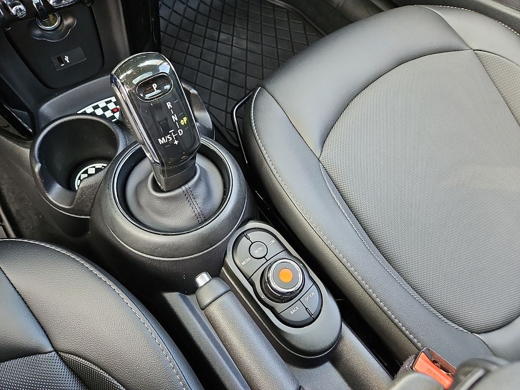 2022 MINI Hardtop Cooper