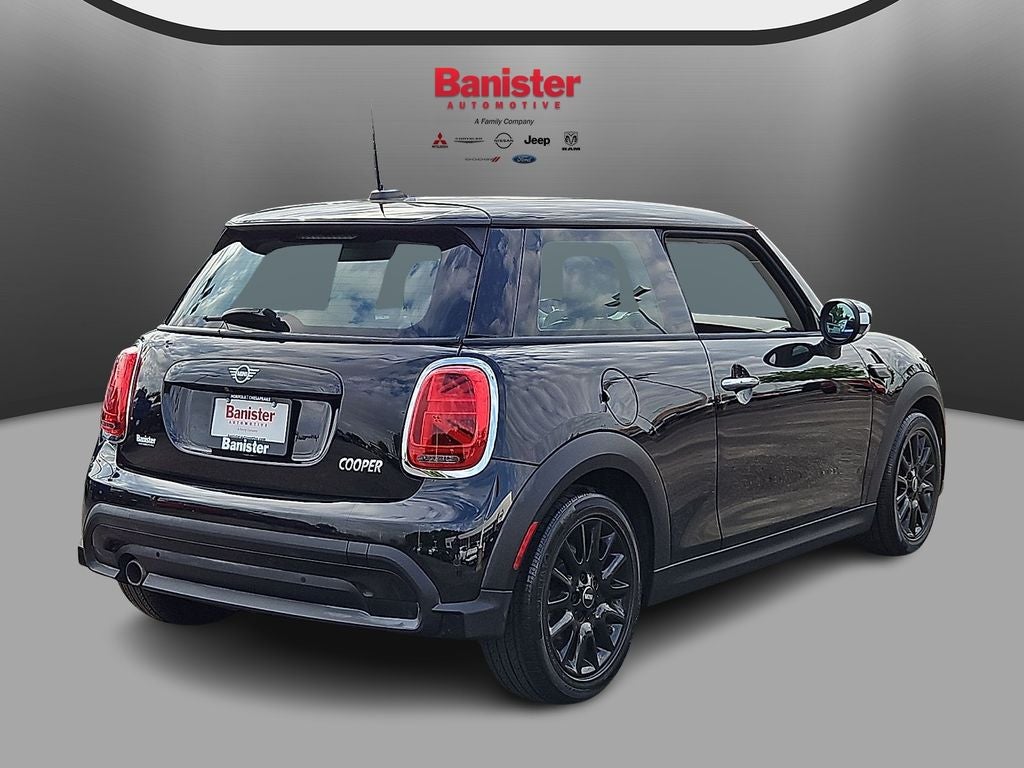 2022 MINI Hardtop Cooper
