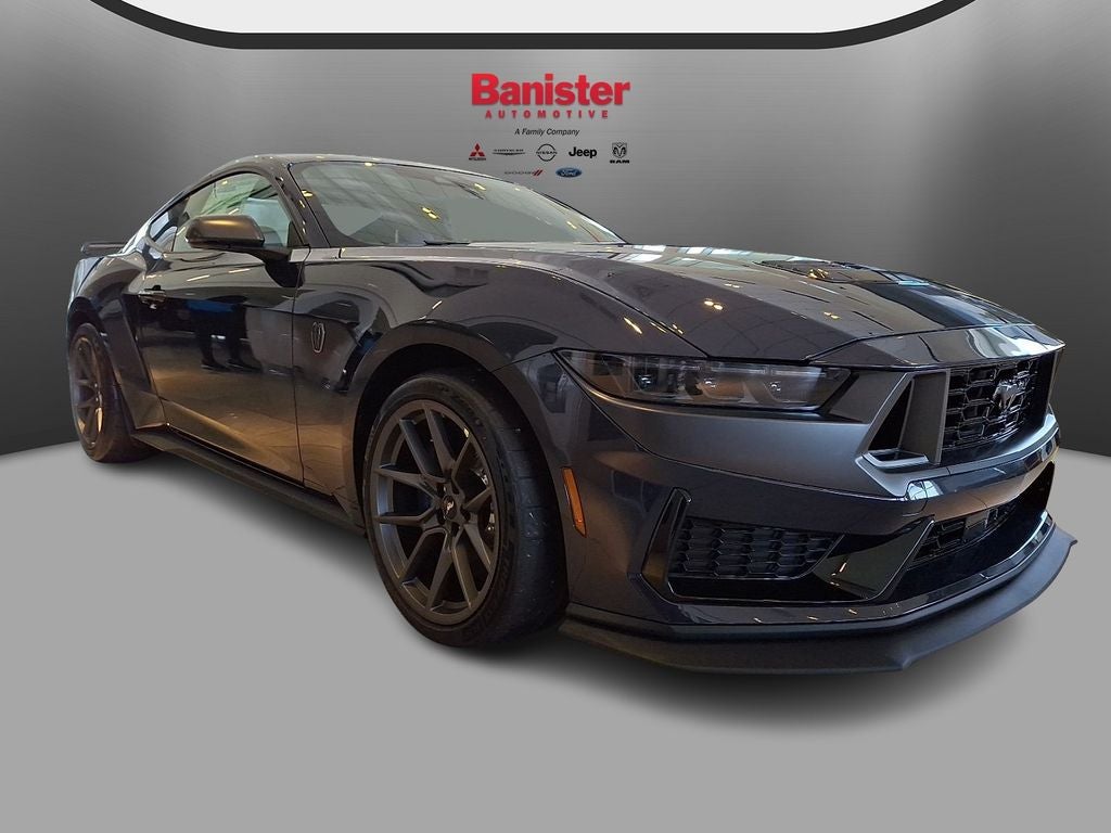 2025 Ford Mustang Dark Horse