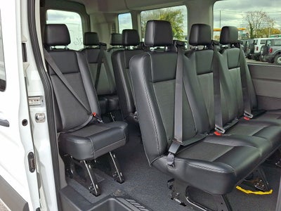 2025 Ford Transit Wagon XL