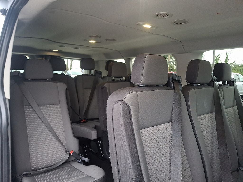 2023 Ford Transit Wagon XLT