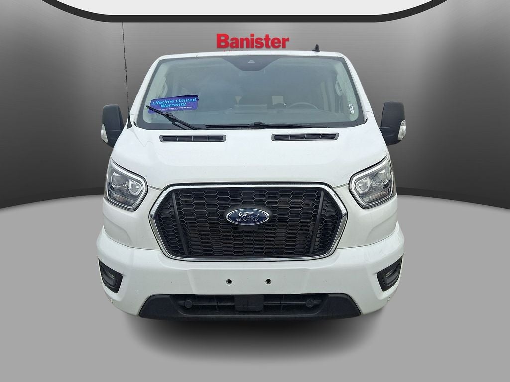 2023 Ford Transit Wagon XLT