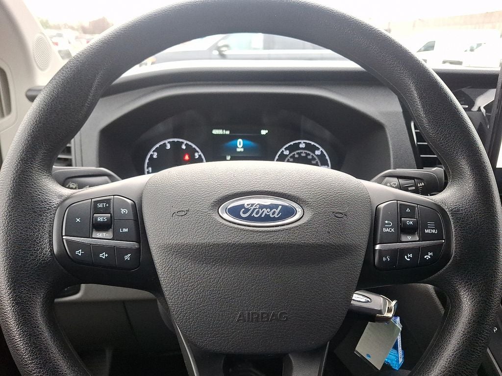 2023 Ford Transit Wagon XLT