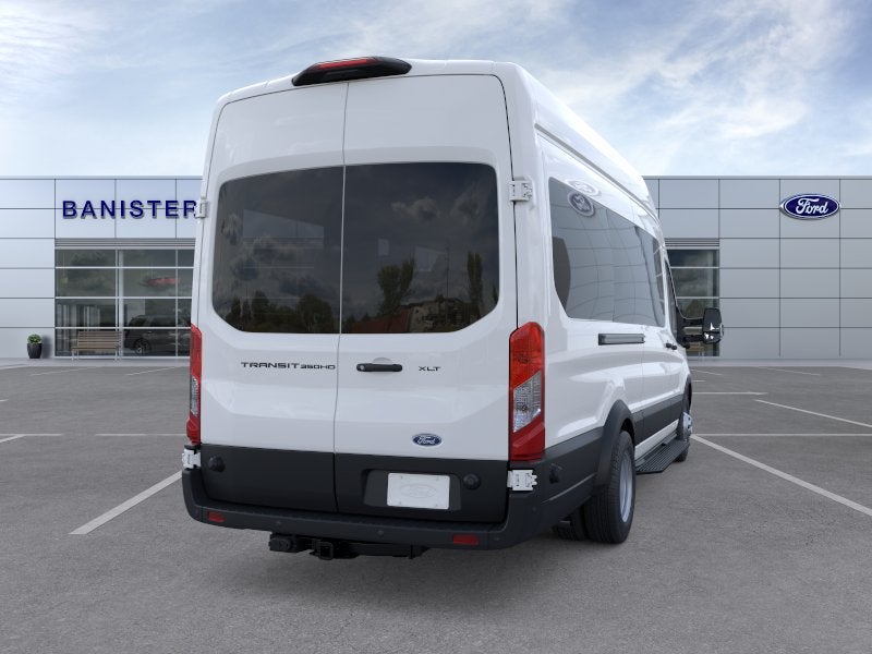 2026 Ford Transit Wagon XLT