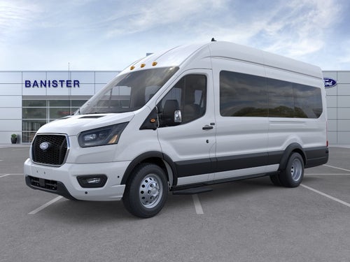 2026 Ford Transit Wagon XLT