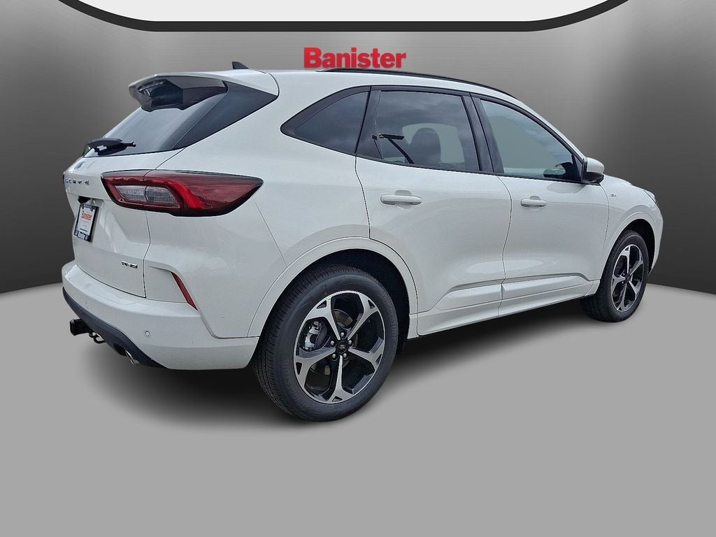 2025 Ford Escape ST-Line Elite